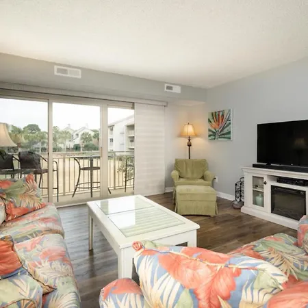 1737 Bluff Villas Renovated Tommy Bahama Villa Water Views Sleeps 6 Sea Pines